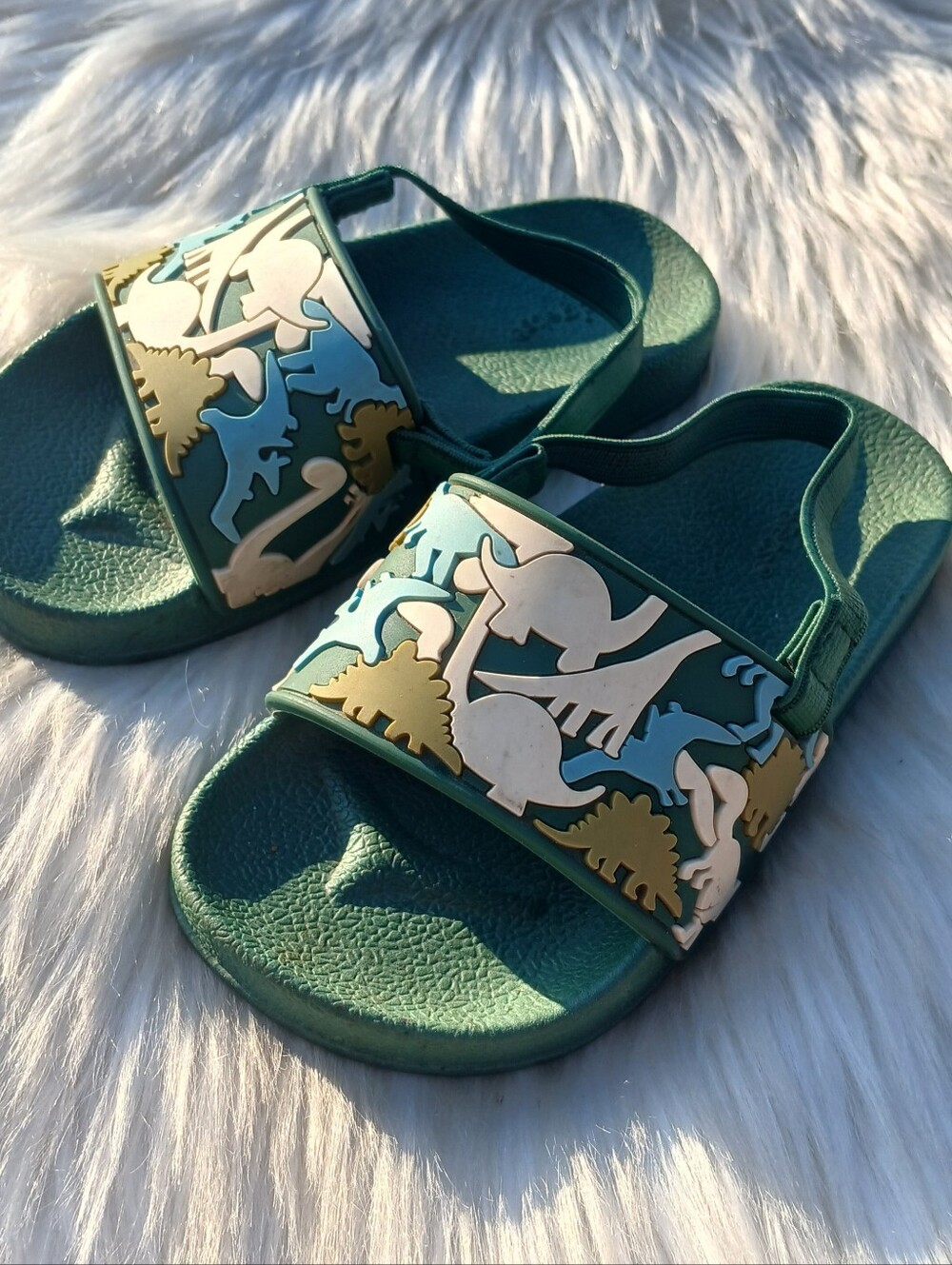 Toddler size 8 boys Green Dinosaur Sandals Shoes Slingback Slip-on Summer